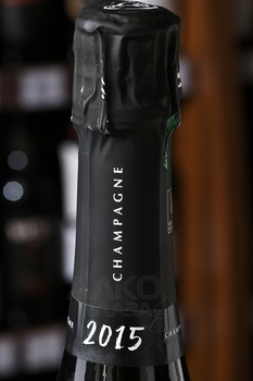 Champagne Delong Marlene Il Etait Une Fois - шампанское Шампань Делонг Марлен Иль Этэ Юн Фуа 0.75 л белое брют