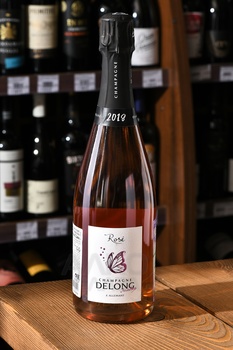Champagne Delong Marlene Cuvee Rose - шампанское Шампань Делонг Марлен Кюве Розе 0.75 л розовое брют