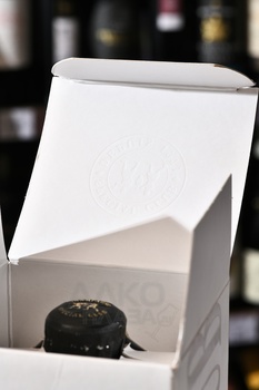 Champagne Hervieux-Dumez Special Club - шампанское Шампань Эрвье Дюме Спесиаль Клаб 2018 год 0.75 л белое брют в п/у