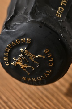 Champagne Hervieux-Dumez Special Club - шампанское Шампань Эрвье Дюме Спесиаль Клаб 2018 год 0.75 л белое брют в п/у