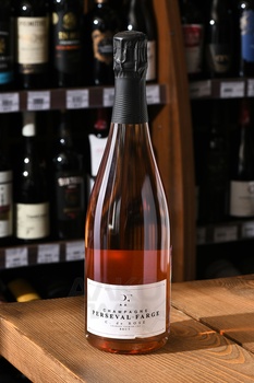 Champagne Perseval-Farge С. de Rose - шампанское Шампань Персеваль-Фарж К. де Розе 2017 год 0.75 л брют розовое