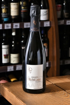 Champagne Michel Laval Le Secret de Jules - шампанское Шампань Мишель Лаваль Ле Секре де Жюль 2016 год 0.75 л белое экстра брют