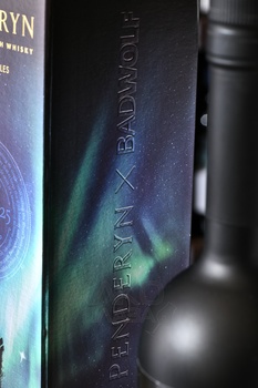 Penderyn Bad Wolf 10 Years - виски Пендерин Бэд Волф 10 лет 0.7 л в п/у