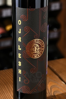 Ojaleshi Georgian Winemaker - вино Оджалеши Джеорджиан Ваинмеикер 0.5 л красное полусладкое