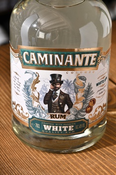 Caminante Colombo White - ром Каминанте Коломбо Уайт 0.7 л