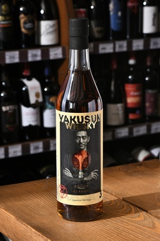 Yakusun Classic - виски Якусун Классик 0.7 л