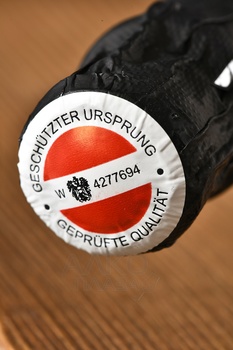 Szigeti Gruner Veltliner Sekt Brut Klassik - игристое вино Сигети Грюнер Вельтлинер Зект Брют Классик 0.75 л