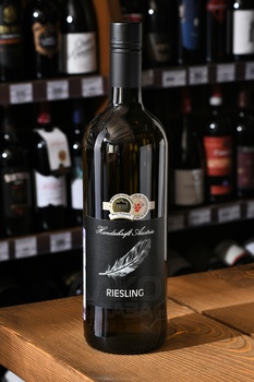 Pfaffl Handschrift Austria Riesling - вино Пфаффль Хандшрифт Аустриа Рислинг 1 л белое сухое
