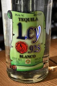 Tequila Ley 925 Blanco - текила Лей 925 Бланко 1.75 л