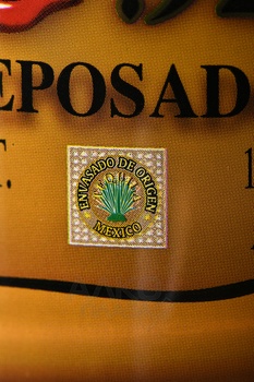 Tequila Ley 925 Reposado 100% Blue Agave - текила Лей 925 Репосадо 1.75 л 100% Голубая Агава
