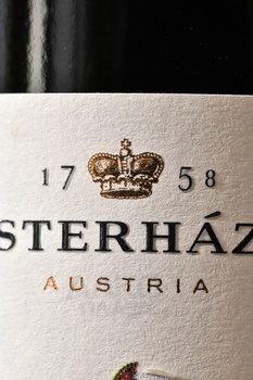 Esterhazy Blaufrankisch - вино Эстерхази Блауфранкиш 0.75 л