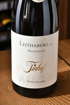 Erwin Tinhof Neuburer Leithaberg - вино Эрвин Тинхоф Нойбургер Ляйтаберг 0.75 л