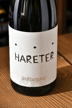 Hareter Weissburgunder - вино Харетер Вайсбургундер 0.75 л