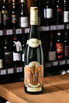 Ried Pfaffenberg Steiner Riesling Selection - вино Рид Пфаффенберг Штайнер Рислинг Зелекцион 0.75 л белое полусухое