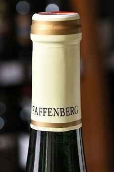 Ried Pfaffenberg Steiner Riesling Selection - вино Рид Пфаффенберг Штайнер Рислинг Зелекцион 0.75 л белое полусухое
