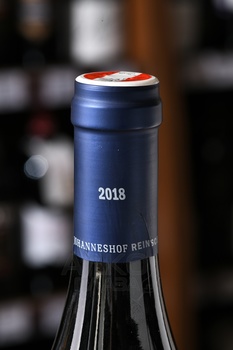 Grillenhügel Pinot Noir - вино Пино Нуар Грилленхюгель 2018 год 0.75 л красное сухое