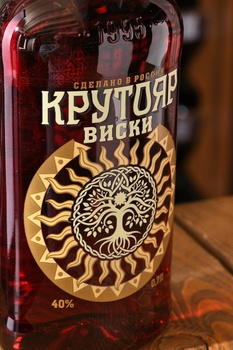 Виски купажированный Крутояр 0.7 л