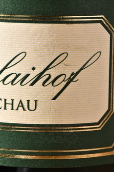 Nikolaihof Wachau Ried Im Weingebirge Gruner Veltliner Smaragd - вино Вахау Николайхоф Рид Им Вайнгебирге Грюнер Вельтлинер Смарагд 0.75 л белое сухое