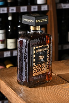 Disaronno Amaretto - ликер Диссаронно Амаретто 0.7 л
