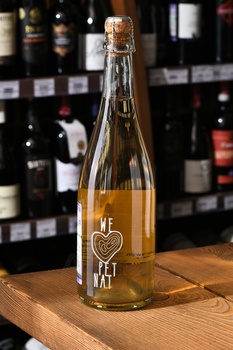 We Pet Nat Gruner Veltliner Brut - вино игристое Уи Пет Нат Грюнер Вельтлинер Брют 0.75 л белое экстра брют