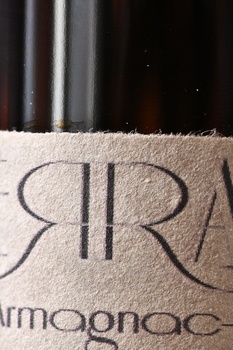 Laterrade Armagnac 15 Ans Brut de Fut - арманьяк Латеррад 15 лет Брют де Фют 0.7 л