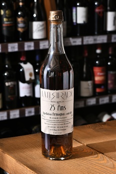 Laterrade Armagnac 25 Ans Brut de Fut - арманьяк Латеррад 25 лет Брют де Фют 0.7 л