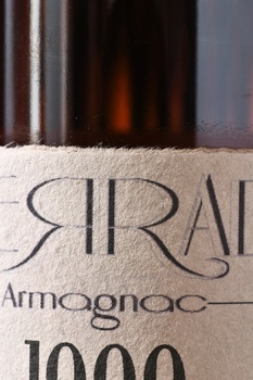 Laterrade Bas Armagnac Brut de Fut 1999 - арманьяк Латеррад Ба-Арманьяк Брют де Фут 1999 год 0.7 л
