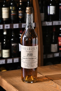 Laterrade Bas Armagnac Brut de Fut 2010 - арманьяк Латеррад Ба-Арманьяк Брют де Фут 2010 год 0.7 л