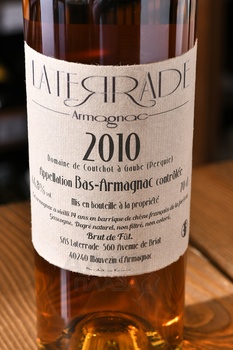 Laterrade Bas Armagnac Brut de Fut 2010 - арманьяк Латеррад Ба-Арманьяк Брют де Фут 2010 год 0.7 л