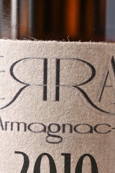 Laterrade Bas Armagnac Brut de Fut 2010 - арманьяк Латеррад Ба-Арманьяк Брют де Фут 2010 год 0.7 л