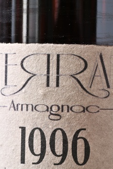 Laterrade Bas Armagnac Brut de Fut 1996 - арманьяк Латеррад Ба-Арманьяк Брют де Фут 1996 год 0.7 л