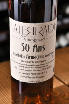 Laterrade 50 ans Brut de Fut - арманьяк Латеррад 50 лет Брют де Фют 0.7 л