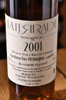 Laterrade Bas Armagnac Brut de Fut 2001 - арманьяк Латеррад Ба-Арманьяк Брют де Фут 2001 год 0.7 л