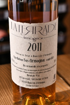 Laterrade Bas Armagnac Brut de Fut 2011 - арманьяк Латеррад Ба-Арманьяк Брют де Фут 2011 год 0.7 л