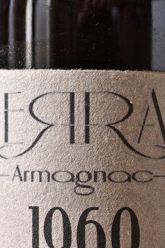 Laterrade Bas Armagnac Brut de Fut 1960 - арманьяк Латеррад Ба-Арманьяк Брют де Фут 1960 год 0.7 л