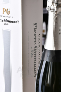 Pierre Gimonnet & Fils Cuve Cuis Premier Cru Brut - шампанское Пьер Жимоне э Фис Кюи Премье Крю Брют 0.75 л белое брют в п/у