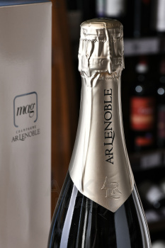 Champagne AR Lenoble Brut Nature - шампанское Шампань АР Ленобль Брют Натюр 0.75 л в п/у белое экстра брют