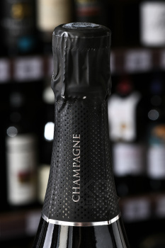 Hugues Godme a Verzenay Douce Reserve Premier Cru - шампанское Гуго Годми а Верзене Дус Резерв Премьер Крю 0.75 л белое сухое
