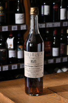 Laterrade Armagnac Tenareze Brut de Fut - арманьяк Латеррад Тенарез Брют де Фют 1971 год 0.7 л