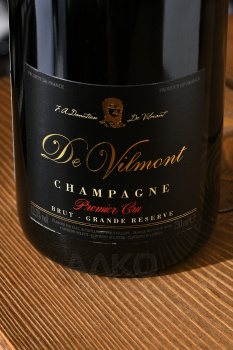 De Vilmont Brut Grande Reserve Premier Cru - шампанское Де Вильмонт Брют Гранд Резерв Премьер Крю 2018 год 0.75 л белое брют в п/у