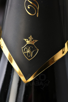 De Vilmont Brut Grande Reserve Premier Cru - шампанское Де Вильмонт Брют Гранд Резерв Премьер Крю 2018 год 0.75 л белое брют в п/у