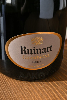 Ruinart Brut - шампанское Рюинар Брют 0.75 л белое брют в чехле