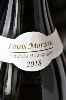 Domaine Louis Moreau Chablis Grand Cru Valmur AOC - вино Луи Моро Шабли Гран Крю Вальмур АОС 0.75 л белое сухое