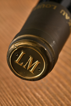 Domaine Louis Moreau Chablis Grand Cru Les Clos - вино Шабли Гран Крю Ле Кло Домен Луи Моро 0.75 л белое сухое