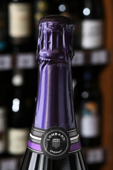 Lombard Reference Brut - шампанское Ломбар А Эперне Реферанс Брют 0.75 л белое брют