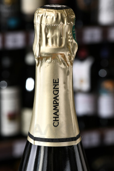 Champagne M. Ferat & Fils Jacky Ferat Brut Blanc de Blancs Premier Cru - шампанское М.Фера э Фис Жаки Фера Блан де Блан Брют Премьер Крю 0.75 л белое брют