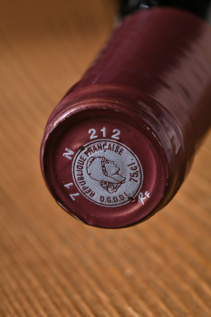 Frederic Esmonin Les Montvrieres Pinot Noir - вино Фредерик Эсмонин Ле Монтевриер Пино Нуар 0.75 л красное сухое