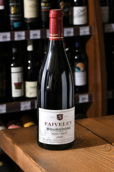 Joseph Faiveley Pinot Noir Bourgogne - вино Жозеф Фэвле Бургонь Пино Нуар 0.75 л красное сухое