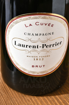 Laurent-Perrier La Cuvee Brut gift box - шампанское Лоран-Перье Брют Ла Кюве Брют 0.75 л в п/у
