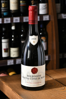 Bourgogne Hautes Cotes de Nuits Nicole Lamarche - вино Бургонь От-Кот де Нюи Николь Ламарш 2020 год 0.75 л красное сухое
